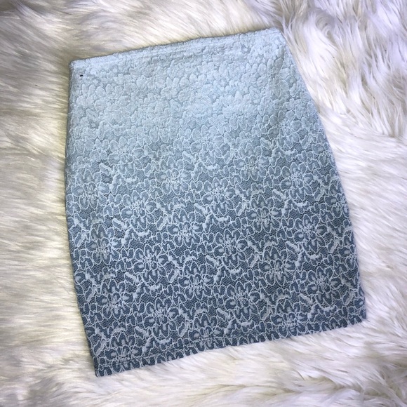 Abercrombie lace skirt size S - Picture 2 of 5